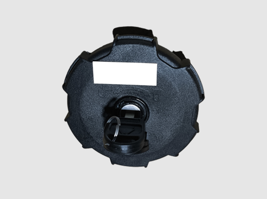 Plastic lock cover of fuel tank